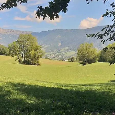 La Dépendance Du Château De Triviers. *
