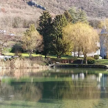 Apartamento La Dépendance Du Château De Triviers. Challes-les-Eaux